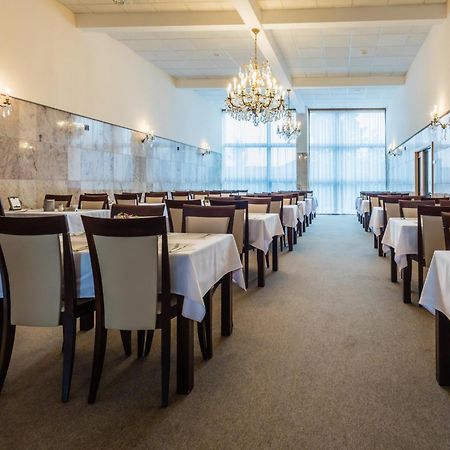 Lazensky A Wellness Hotel Nivamare Luhačovice Dış mekan fotoğraf